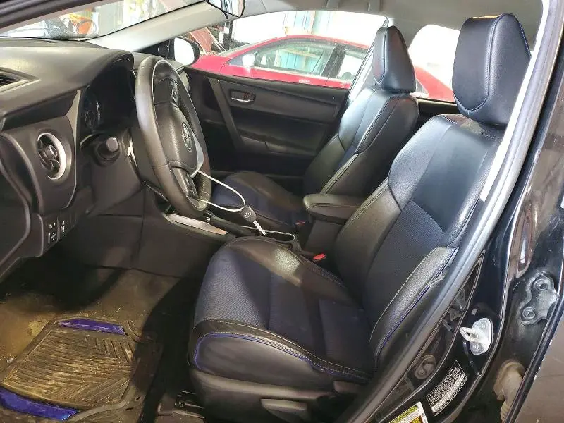 2017 TOYOTA COROLLA SE  