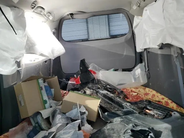 2019 TOYOTA SIENNA LE