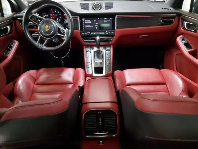 2021 PORSCHE MACAN GTS  