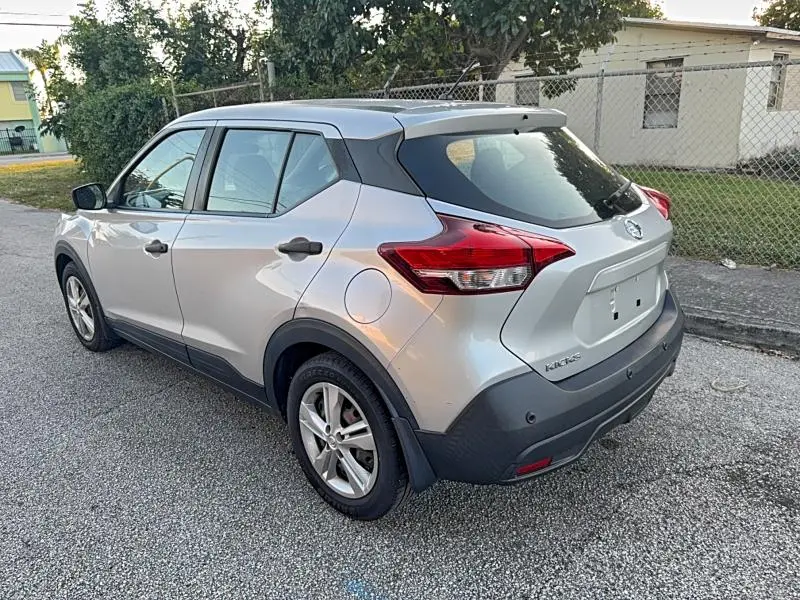 2020 NISSAN KICKS S  