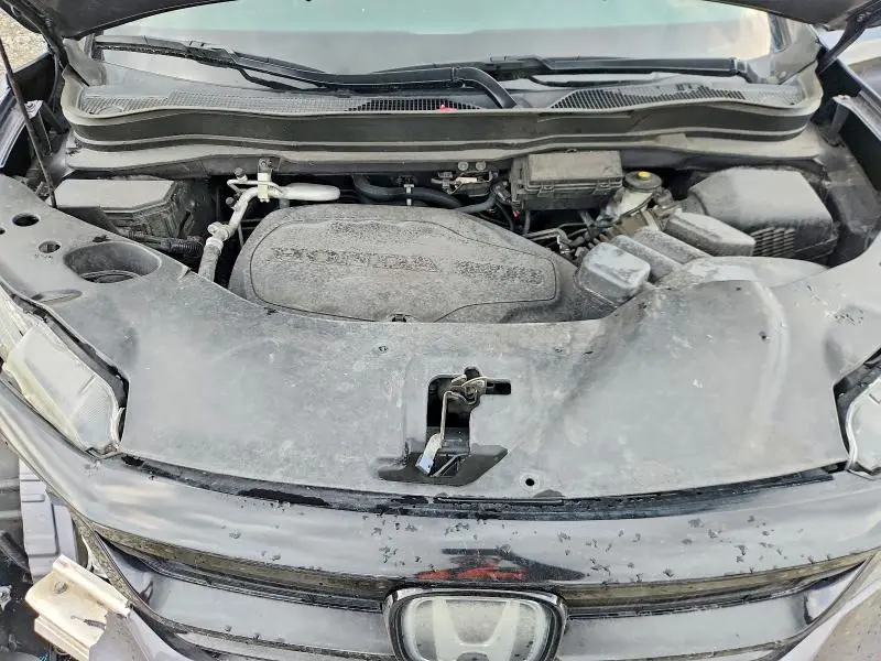 2021 HONDA PILOT SE  