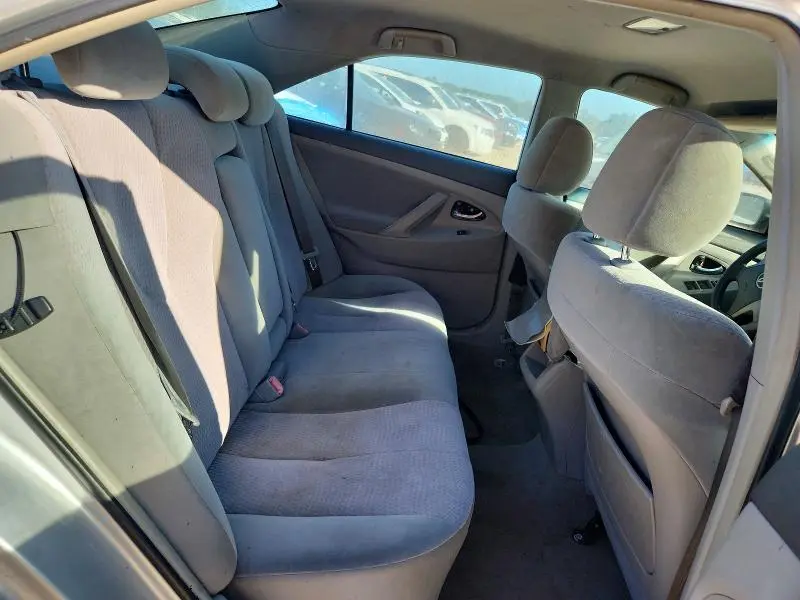 2011 TOYOTA CAMRY BASE  