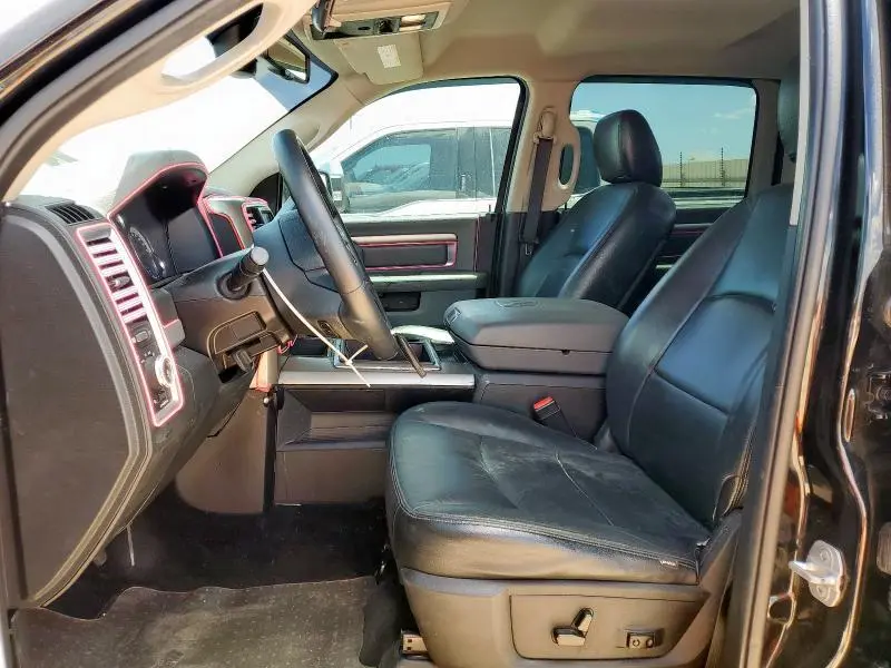 2014 RAM 1500 SLT  