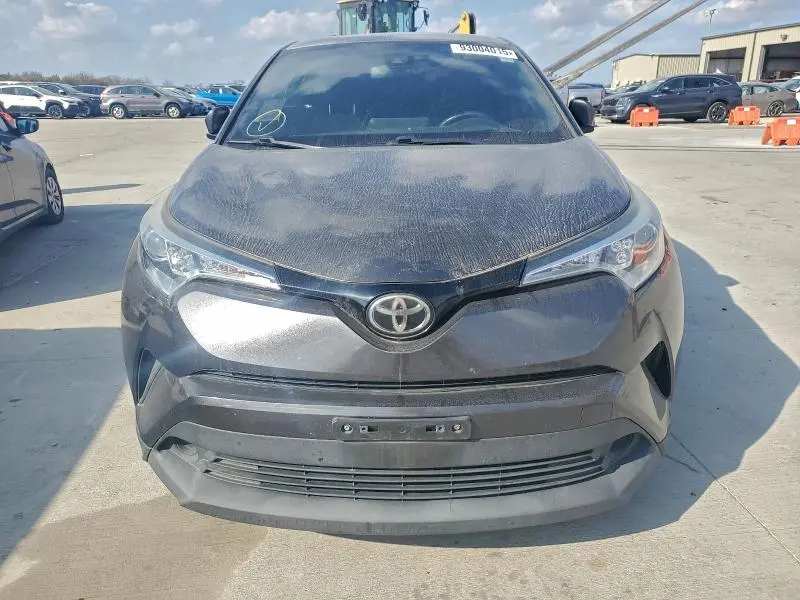 2018 TOYOTA C-HR XLE  