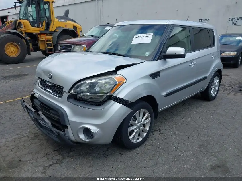 2013 KIA SOUL +