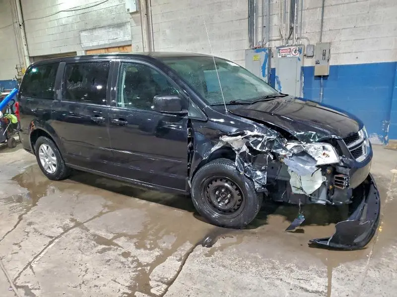 2013 DODGE GRAND CARAVAN SE  