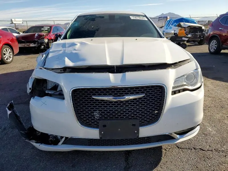 2018 CHRYSLER 300 LIMITED  