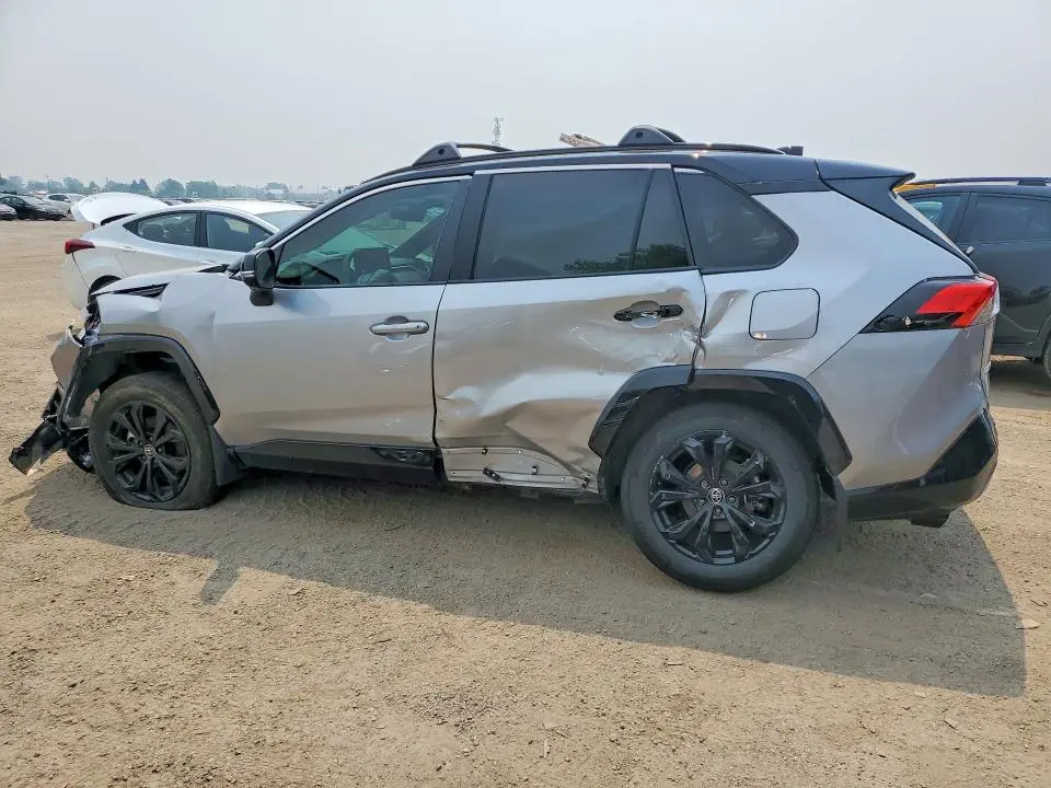 2025 TOYOTA RAV4 XSE  