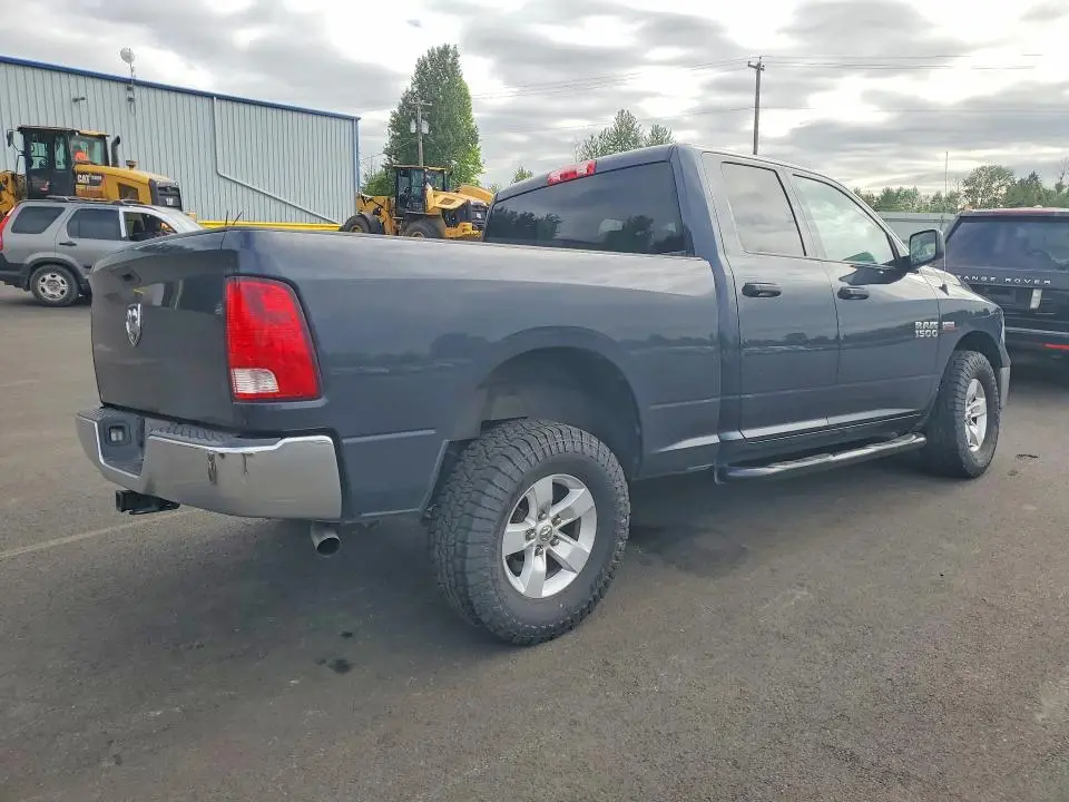 2015 RAM 1500 ST  