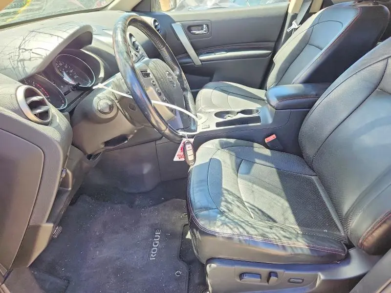 2011 NISSAN ROGUE S  