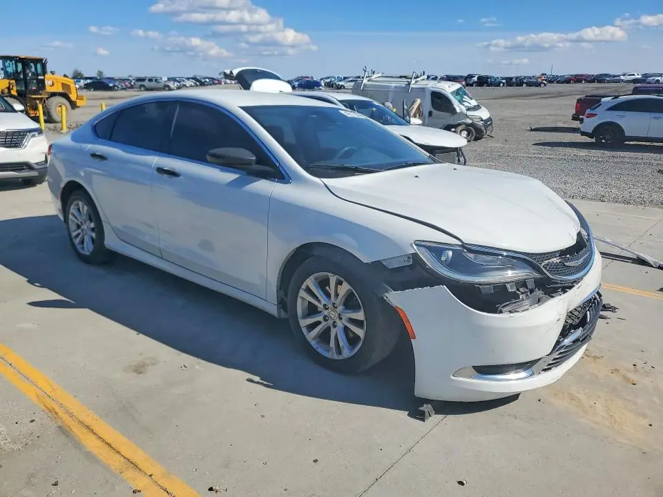 2016 CHRYSLER 200 LIMITED