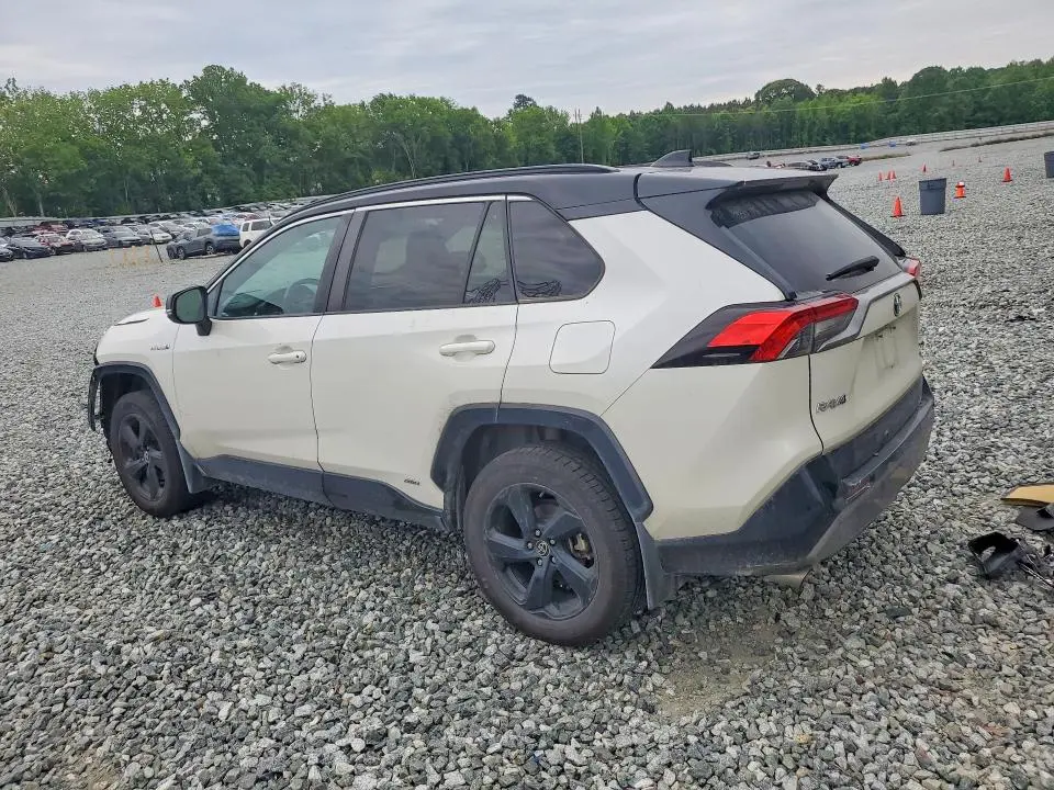 2021 TOYOTA RAV4 XSE  