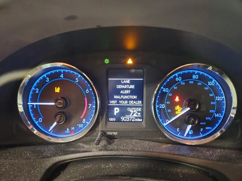 2019 TOYOTA COROLLA LE  