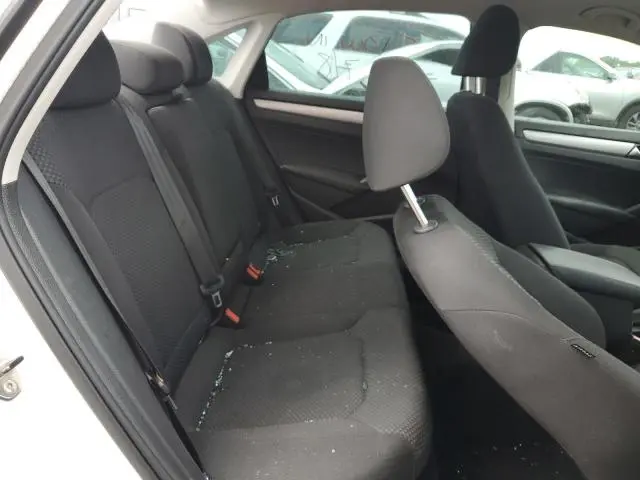 2014 VOLKSWAGEN PASSAT S