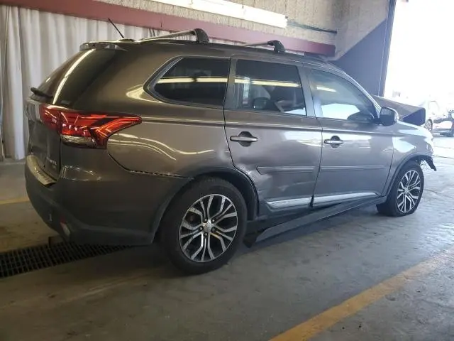 2016 MITSUBISHI OUTLANDER SE  