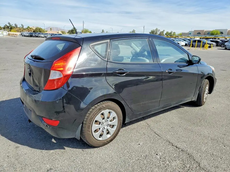 2015 HYUNDAI ACCENT GS  