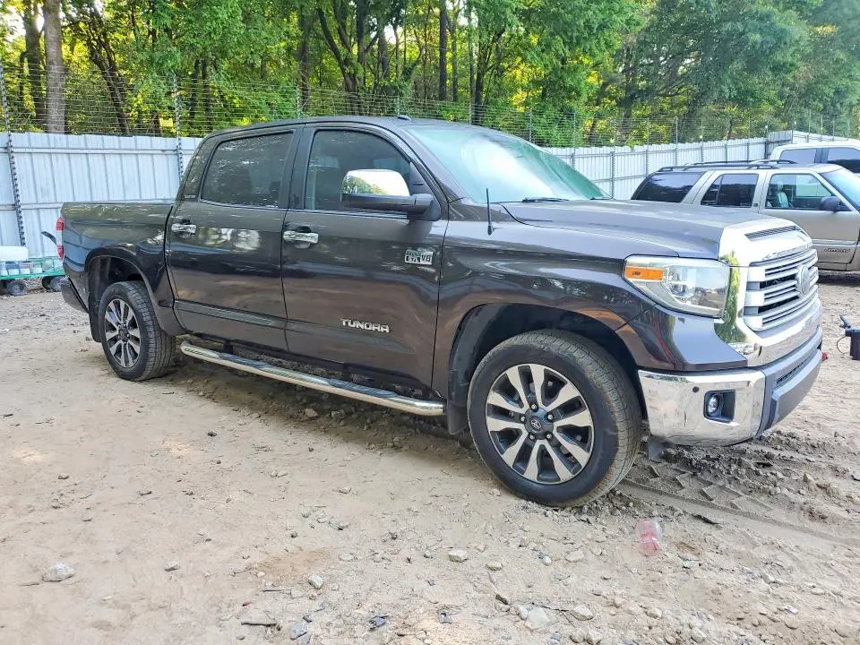 2018 TOYOTA TUNDRA CREWMAX LIMITED  