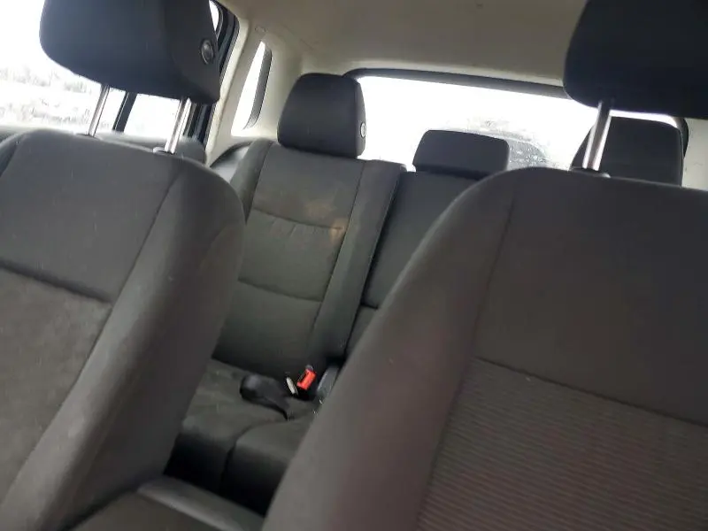 2013 VOLKSWAGEN TIGUAN S  