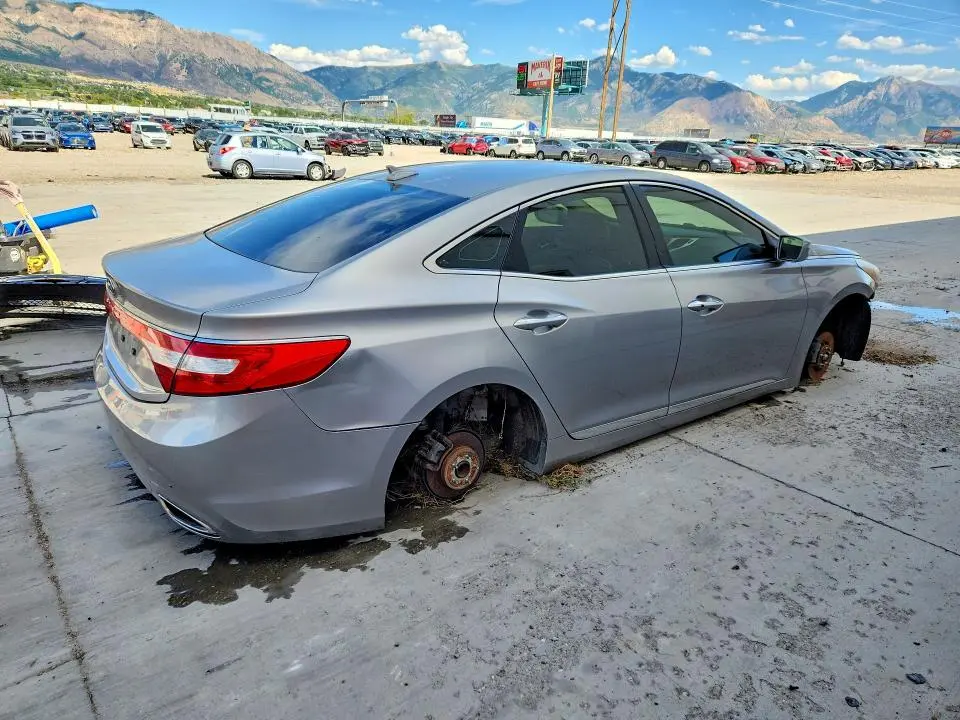 2012 HYUNDAI AZERA BASE  