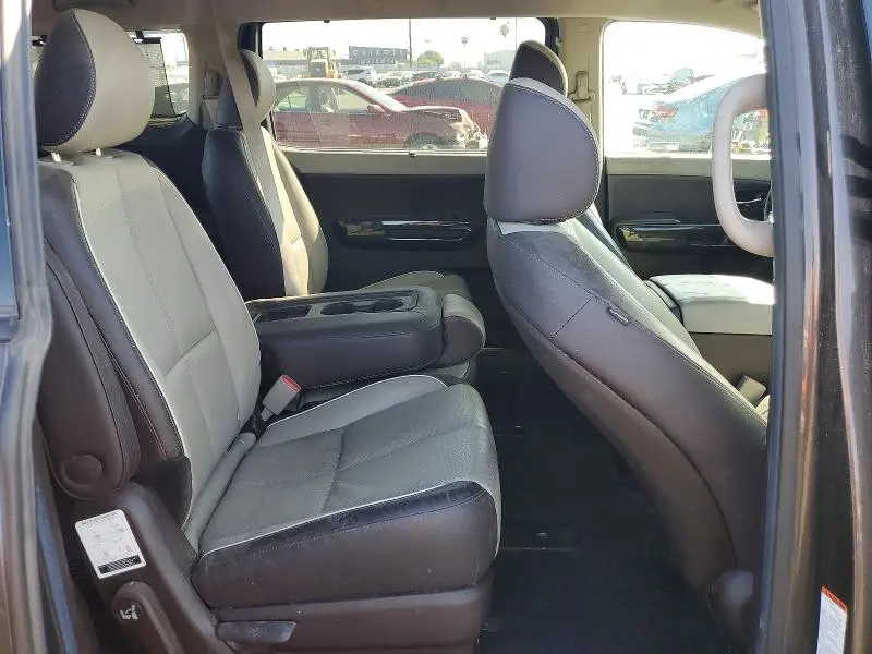 2017 KIA SEDONA SXL  