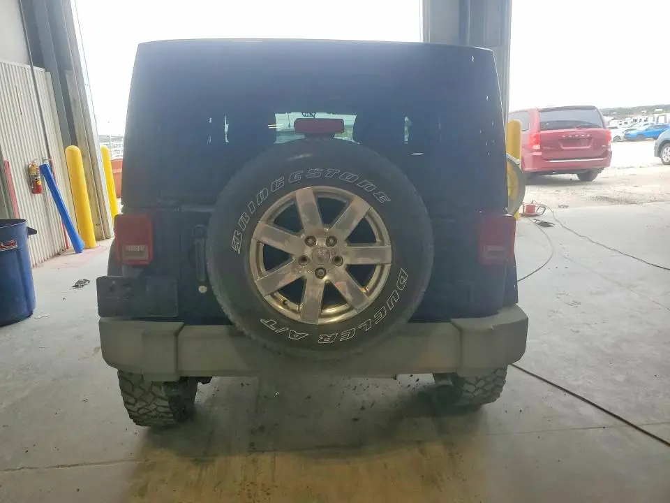 2013 JEEP WRANGLER SAHARA  