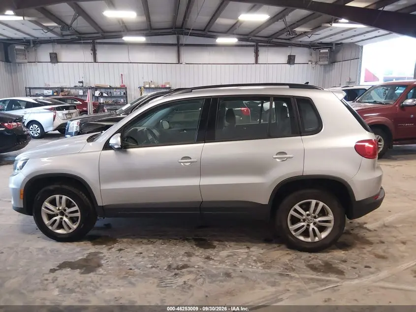 2015 VOLKSWAGEN TIGUAN S