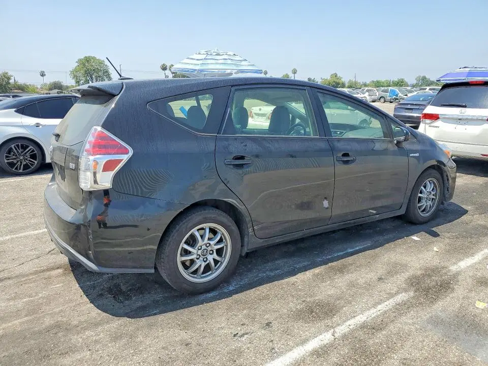 2015 TOYOTA PRIUS V FOUR  