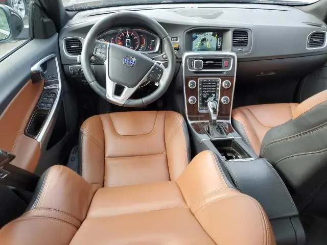 2015 VOLVO S60 PLATINUM  