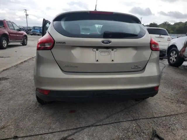 2016 FORD FOCUS SE  