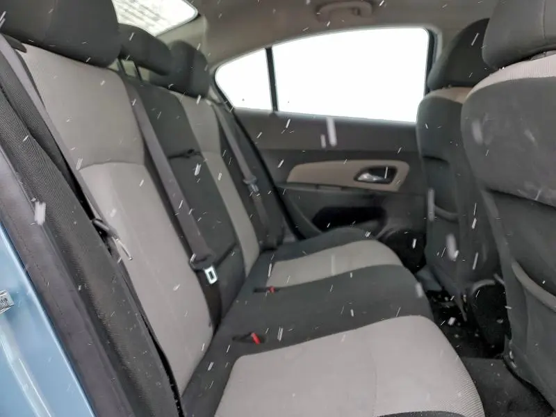 2011 CHEVROLET CRUZE LS  