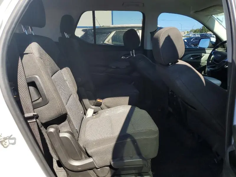 2021 CHEVROLET TRAVERSE LT  