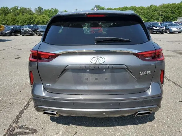 2021 INFINITI QX50 LUXE  