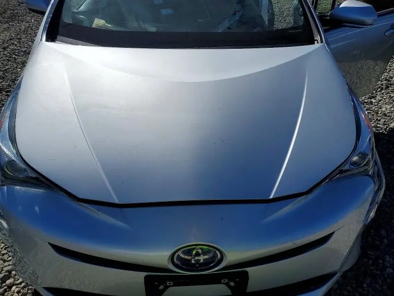2018 TOYOTA PRIUS FOUR TOURING  