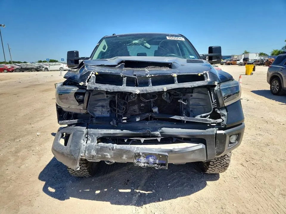 2017 TOYOTA TUNDRA SR5  