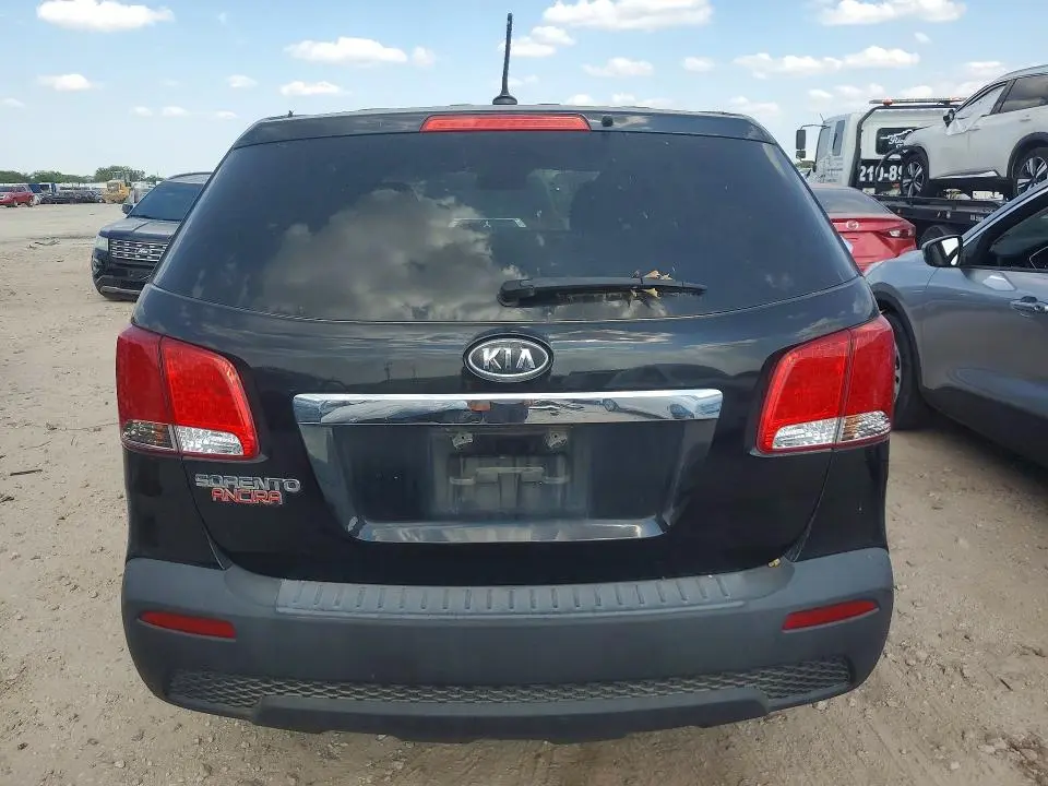 2012 KIA SORENTO LX  