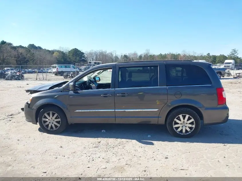 2016 CHRYSLER TOWN & COUNTRY TOURING