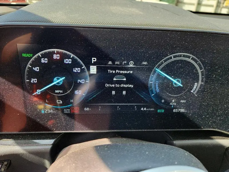 2023 KIA NIRO WIND  