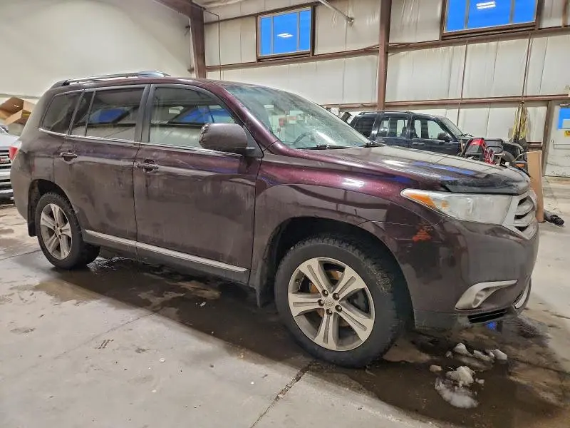 2013 TOYOTA HIGHLANDER BASE  