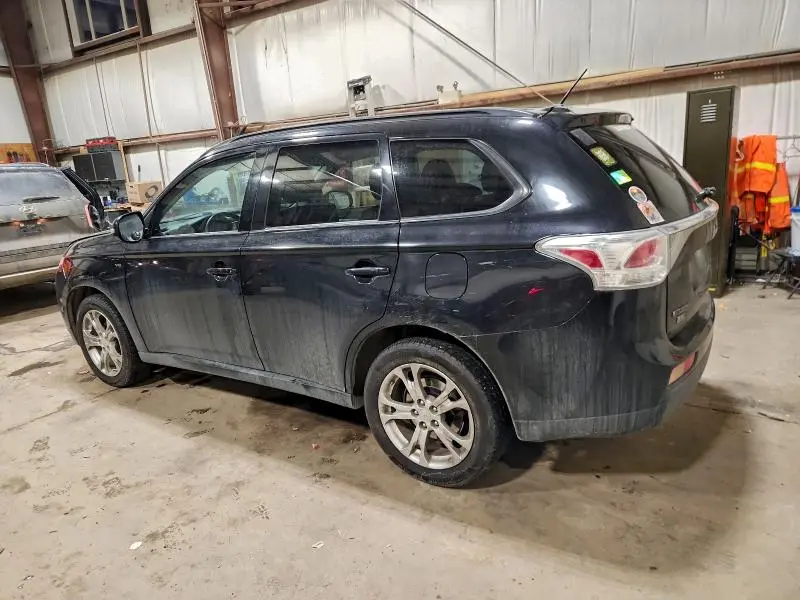 2014 MITSUBISHI OUTLANDER SE  