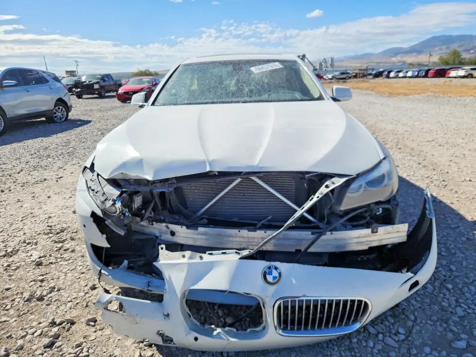 2013 BMW 528 XI  
