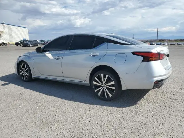 2022 NISSAN ALTIMA SR  
