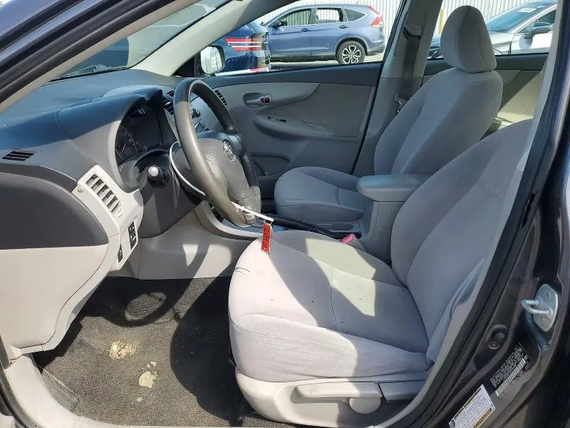 2011 TOYOTA COROLLA LE  