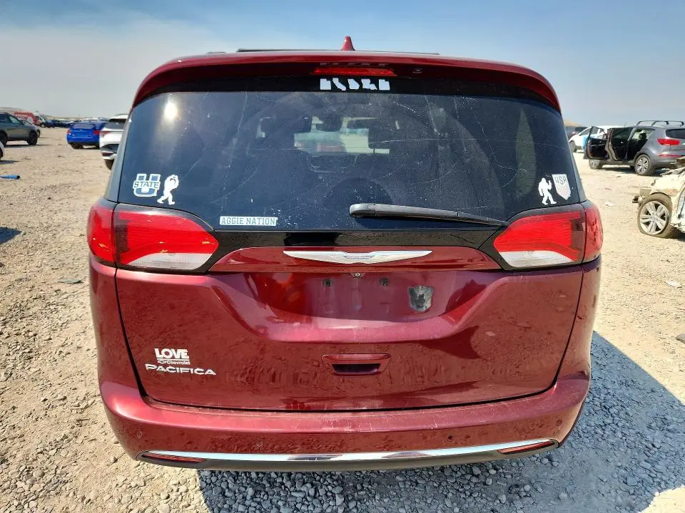 2018 CHRYSLER PACIFICA TOURING L PLUS  