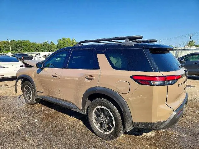 2023 NISSAN PATHFINDER SV  