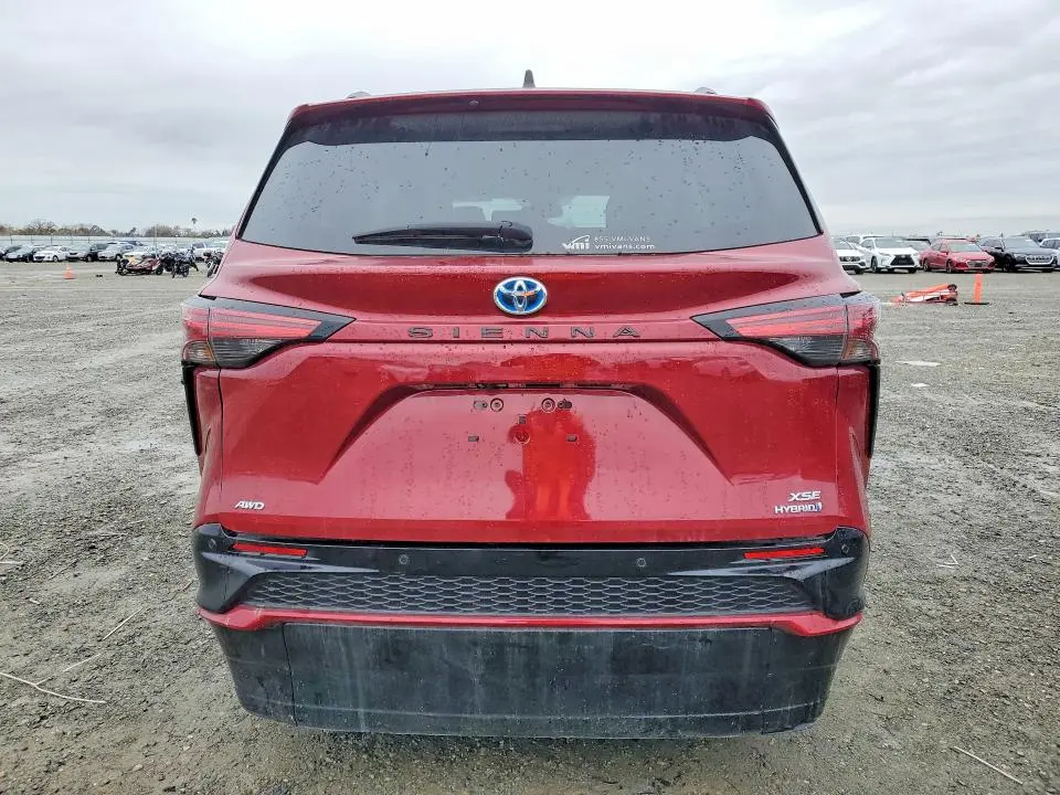 2023 TOYOTA SIENNA XSE 7-PASSENGER  