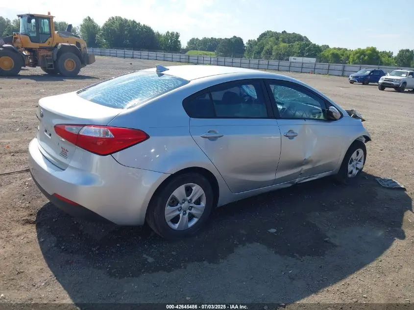 2015 KIA FORTE LX
