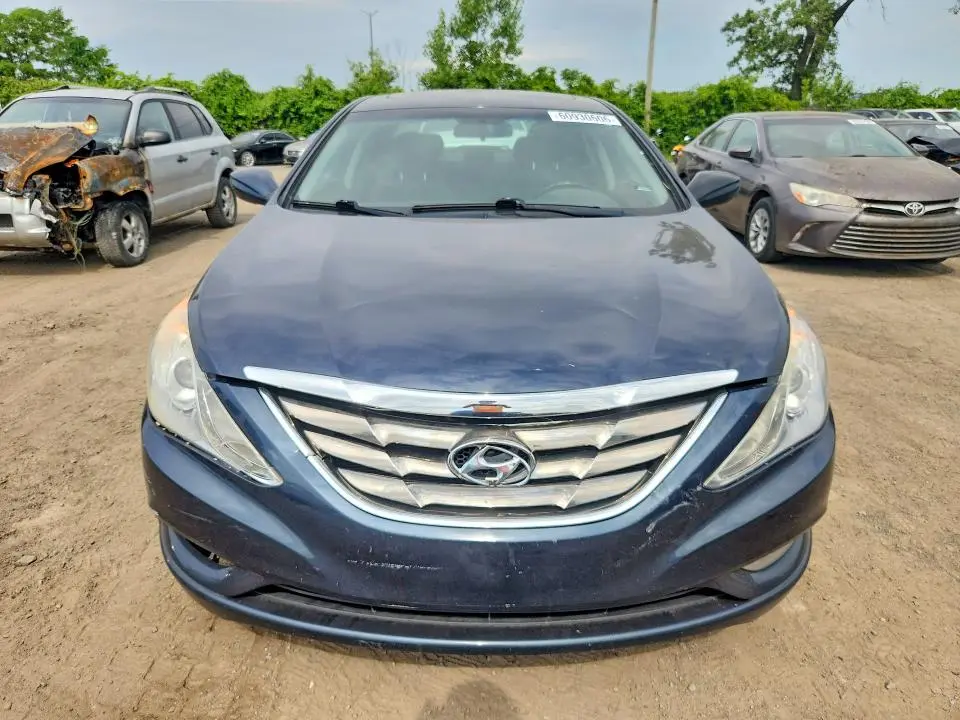 2012 HYUNDAI SONATA GLS  