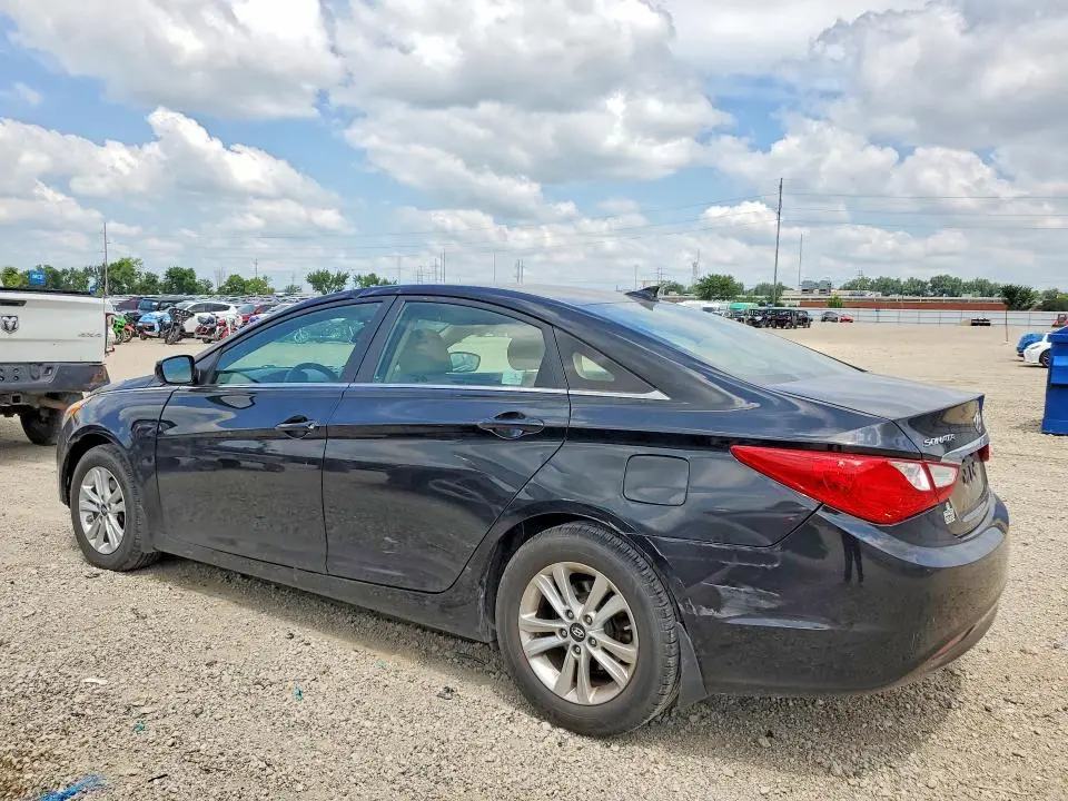 2013 HYUNDAI SONATA GLS  