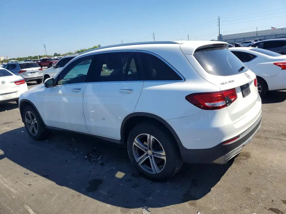 2017 MERCEDES-BENZ GLC 300  