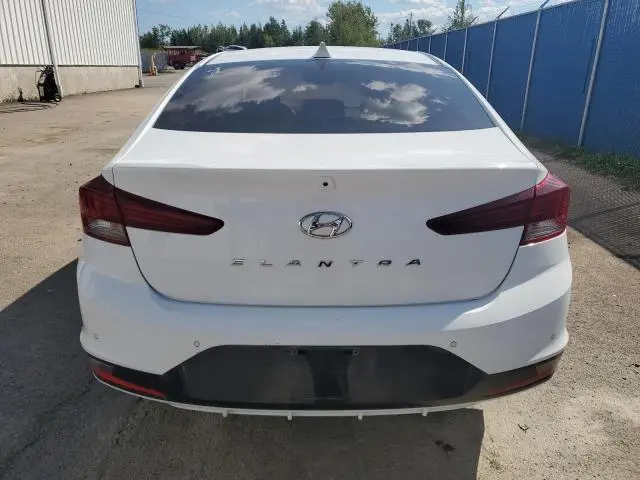 2020 HYUNDAI ELANTRA SEL  